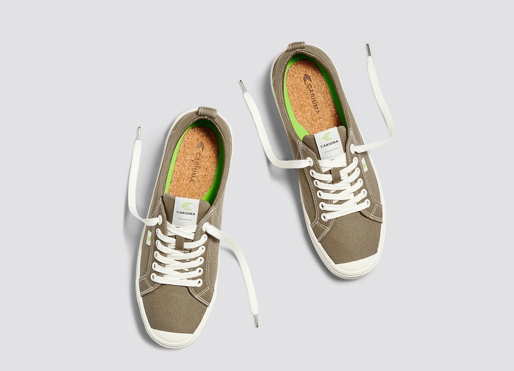 Cariuma OCA Low Burnt Sand Canvas