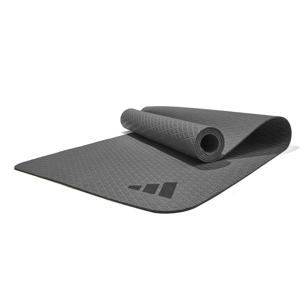 a black yoga mat
