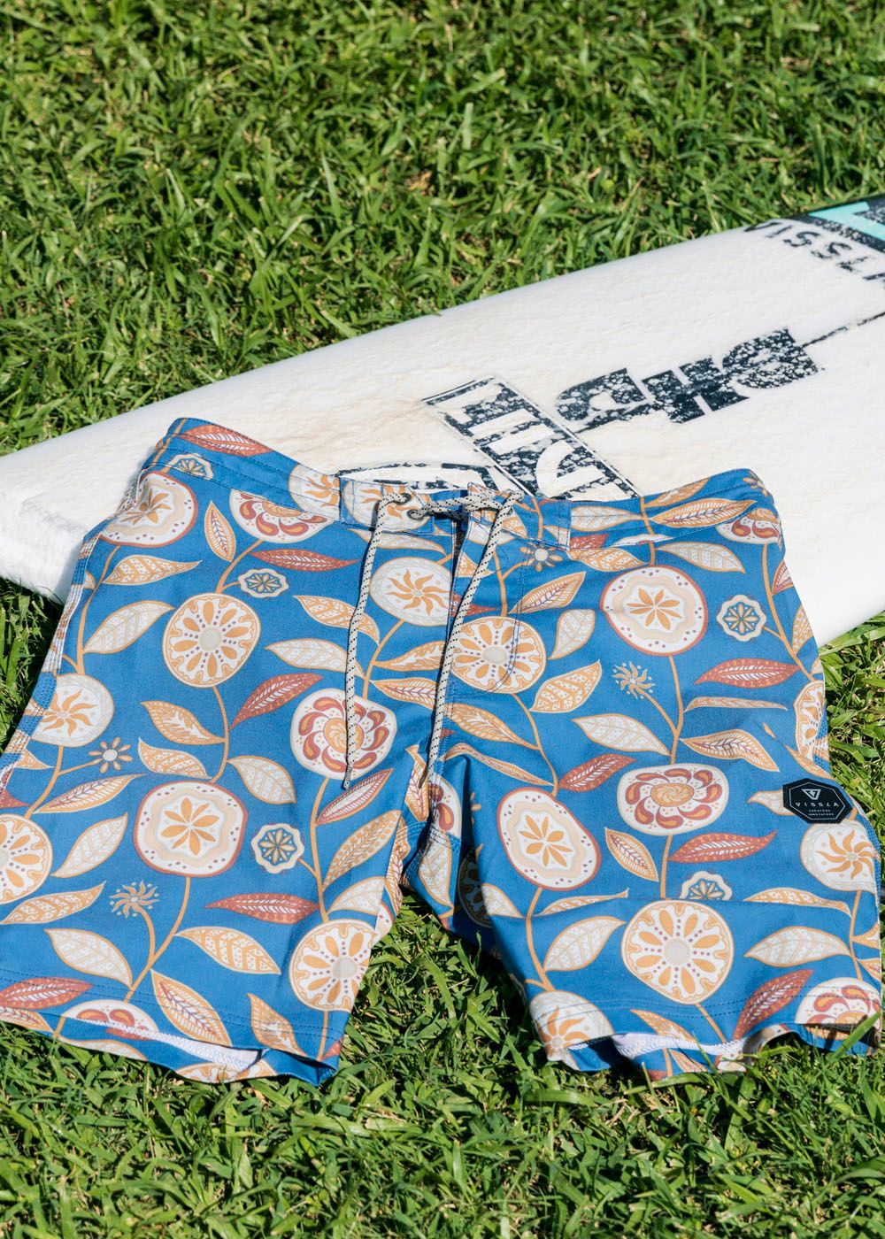 Vissla Mens Medallions 18.5" Boarshort Dark Denim
