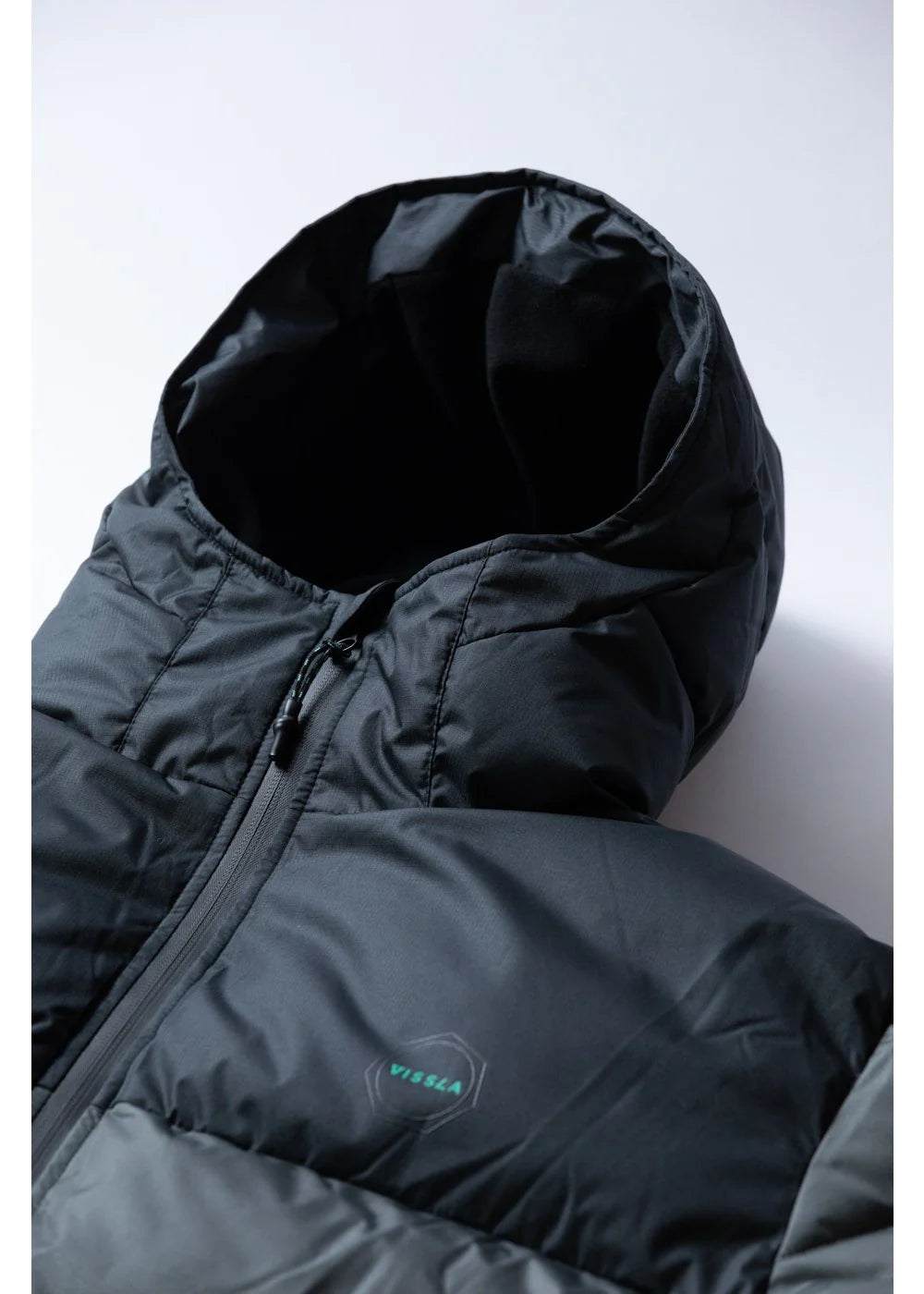 Vissla Mens North Seas Puffer Jacket Dark Grey