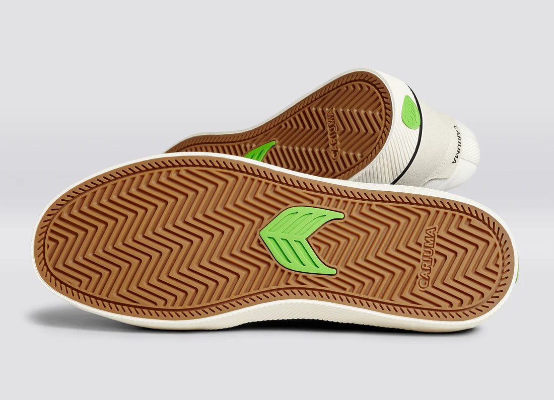 Cariuma Mens Vallely PRO Vintage White Suede White