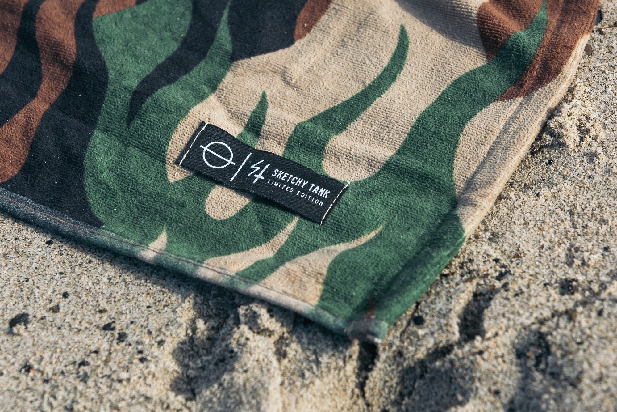 Leus Sketchy Tank Beach Towel