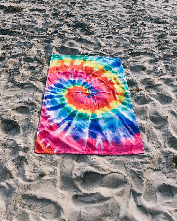 Leus Tie Dye Rainbow Beach Towel
