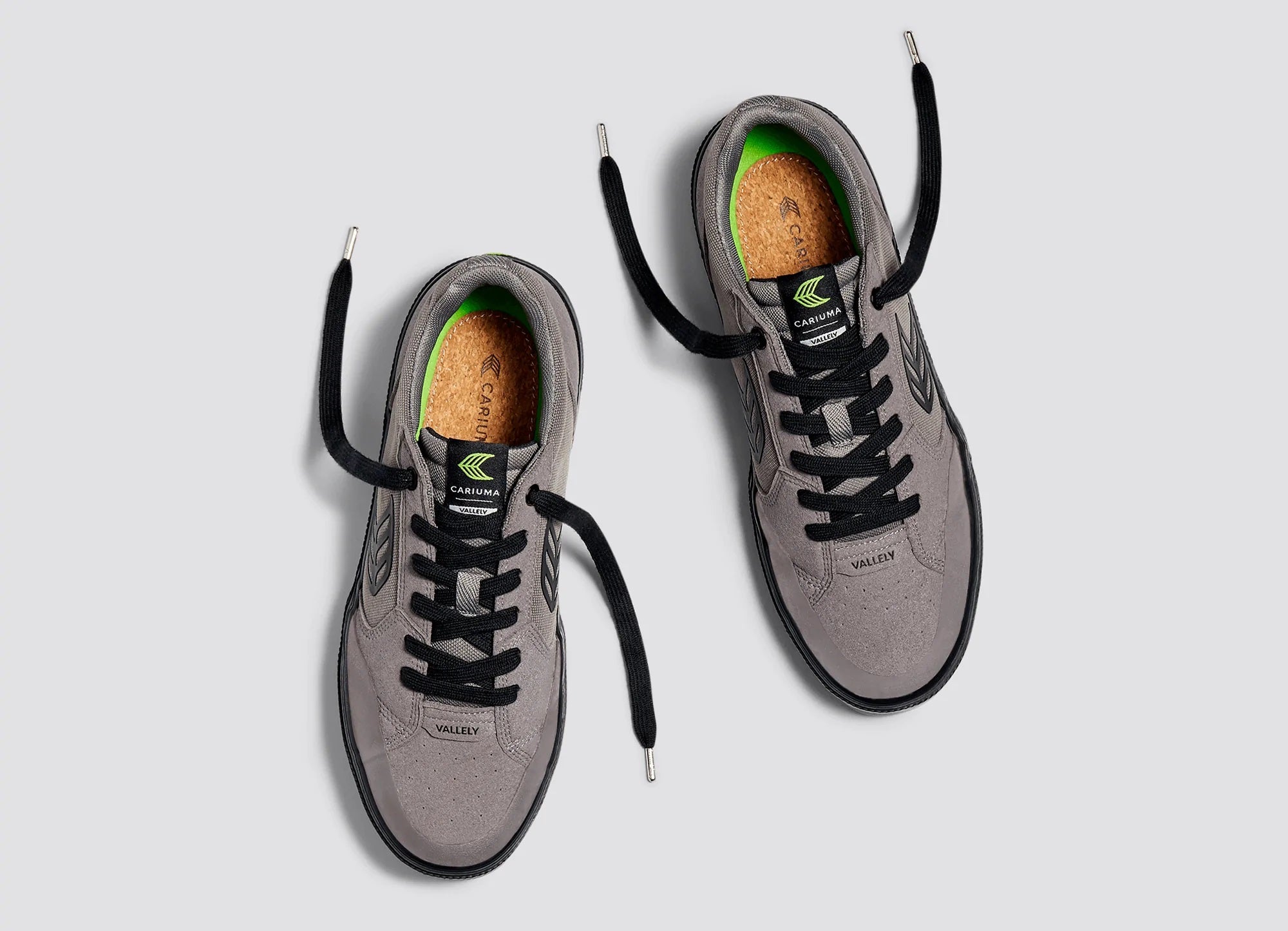 Cariuma Vallely Skate Charcoal Grey Suede CGB